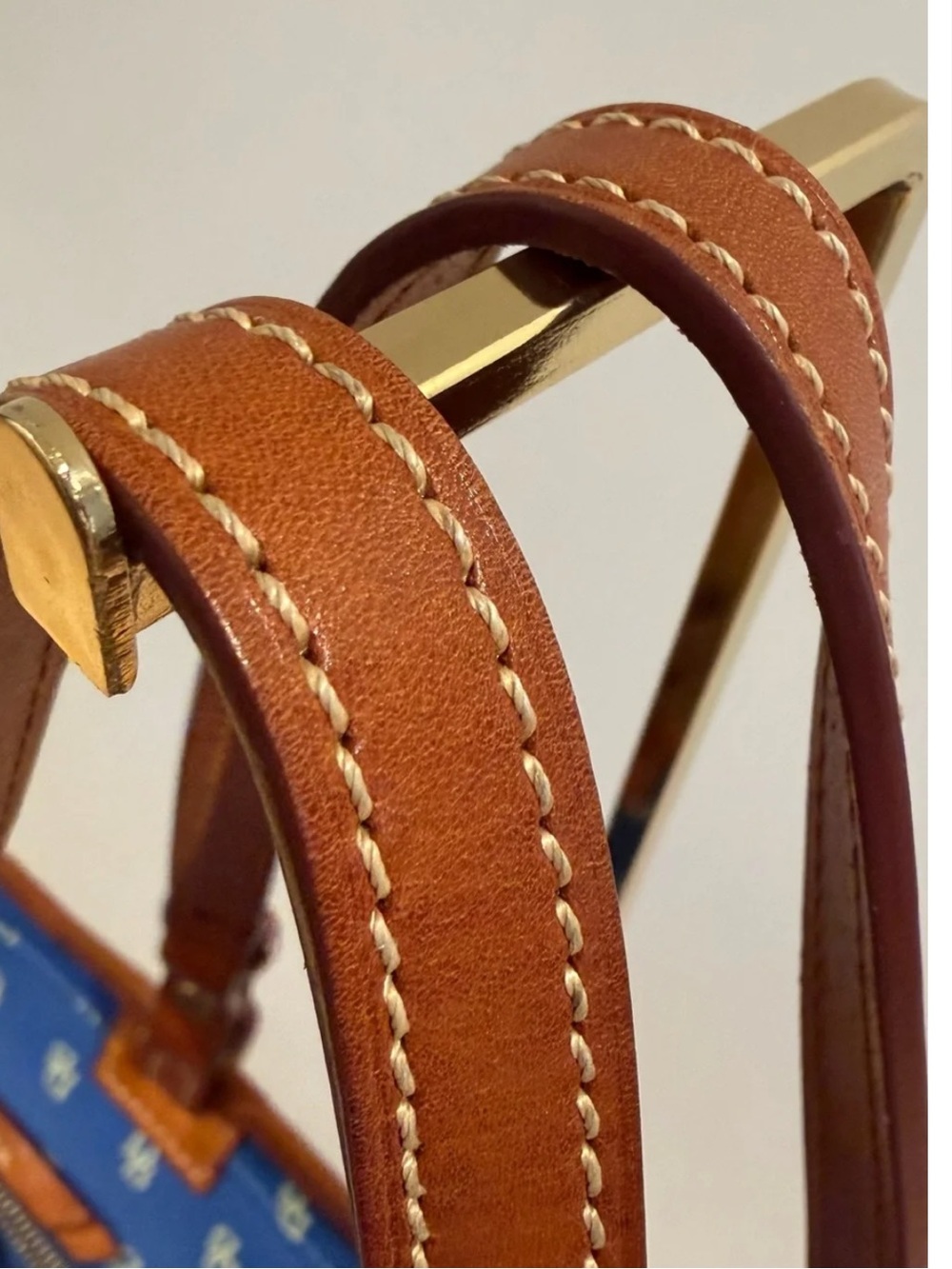 Dooney & Bourke Gretta Small Leisure Shopper Tote EUC - Picture 6 of 15